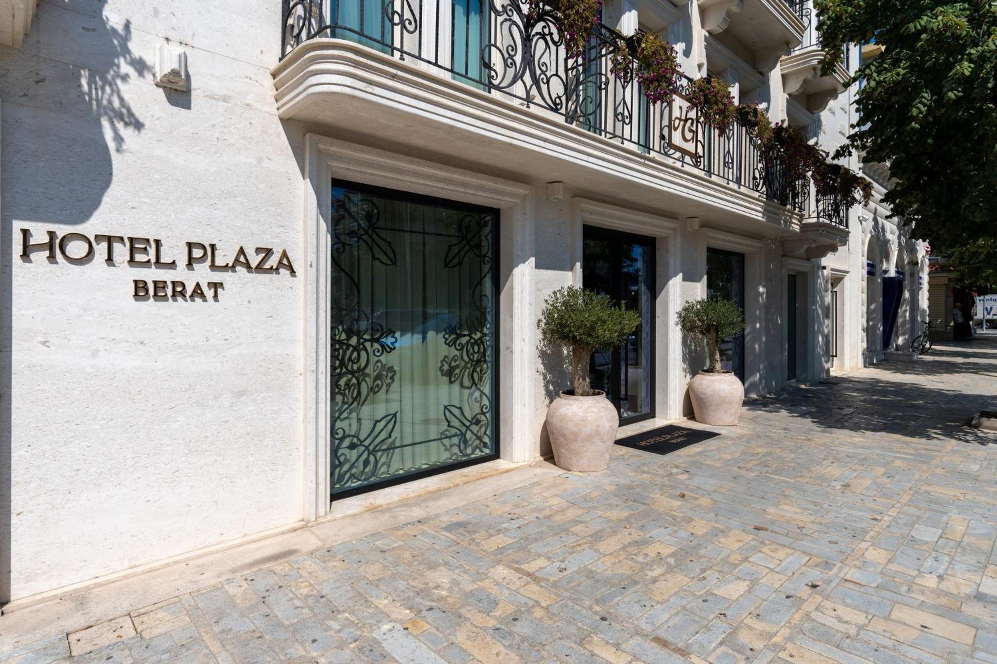 Hotel Plaza Berati Exterior foto